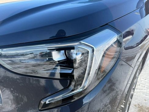 Used 2019 GMC Terrain Denali w/ Comfort Package image 9