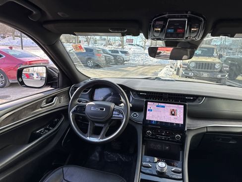 Used 2023 Jeep Grand Cherokee Overland w/ MOPAR Finishing Package image 35