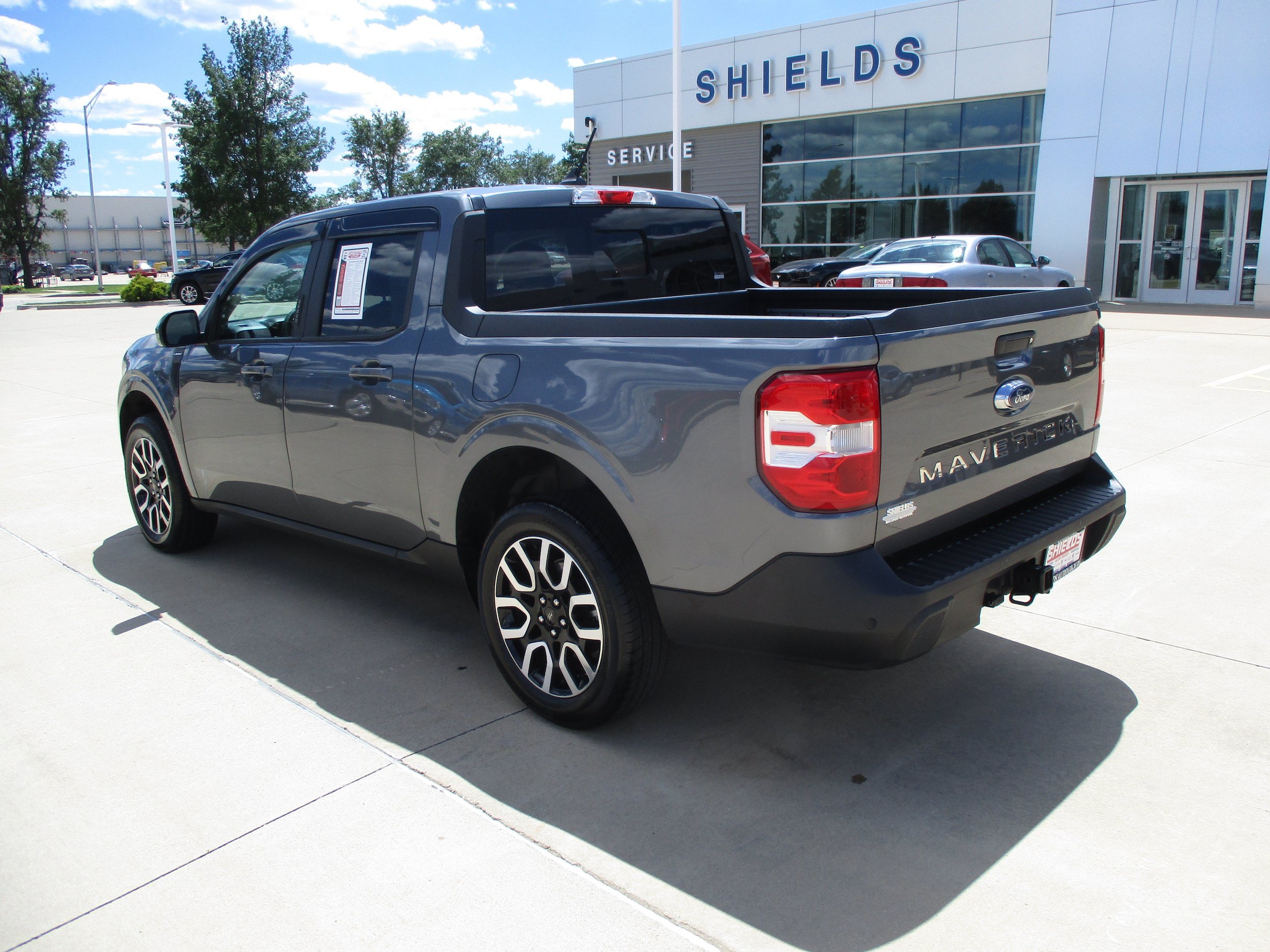 Used 2022 Ford Maverick Lariat w/ Lariat Luxury Package FWD image 4