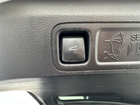 Used 2019 Lincoln Navigator L Reserve image 48