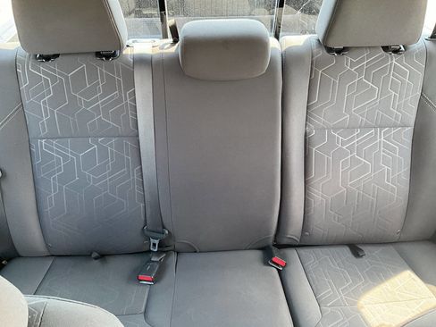 Used 2017 Toyota Tacoma TRD Off-Road image 46