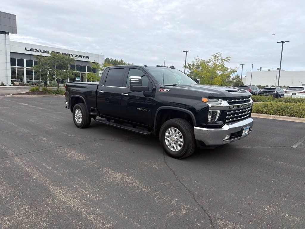 Used 2021 Chevrolet Silverado 2500 LTZ w/ Z71 Off-Road Package AWD/4WD image 11