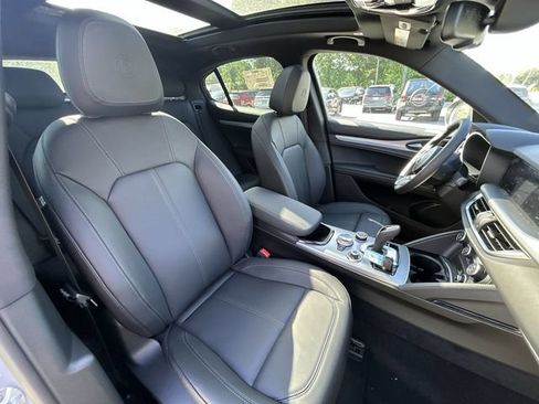 New 2026 Alfa Romeo Stelvio Sprint w/ Convenience Package AWD/4WD image 15