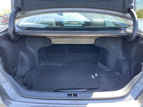 Used 2015 Toyota Camry XLE FWD image 34