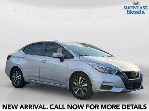 Used 2021 Nissan Versa SV FWD image 6