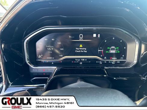 Used 2022 GMC Sierra 1500 Elevation image 16