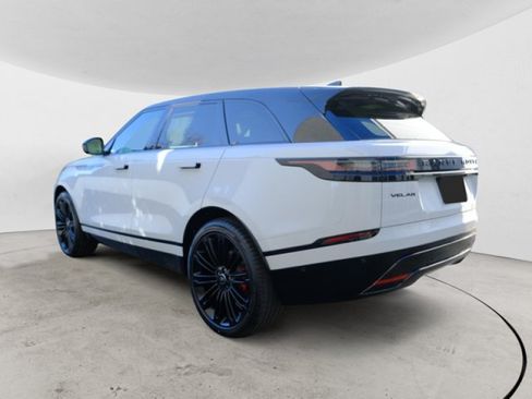 Used 2025 Land Rover Range Rover Velar Dynamic SE AWD/4WD image 3