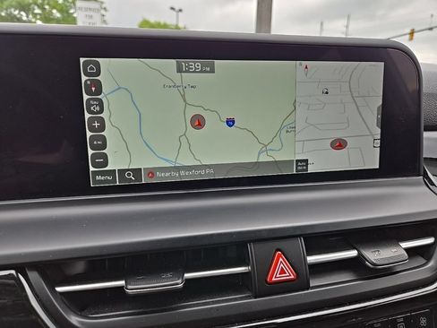Certified 2024 Kia Seltos S AWD/4WD image 19