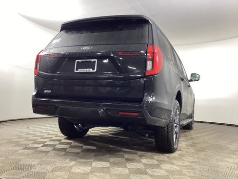 New 2026 Ford Expedition Platinum w/ Stealth Appearance Package AWD/4WD image 2
