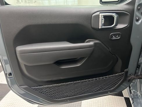 New 2026 Jeep Gladiator Sport image 10