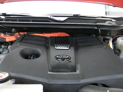 Used 2022 Toyota Tundra TRD Pro AWD/4WD image 8