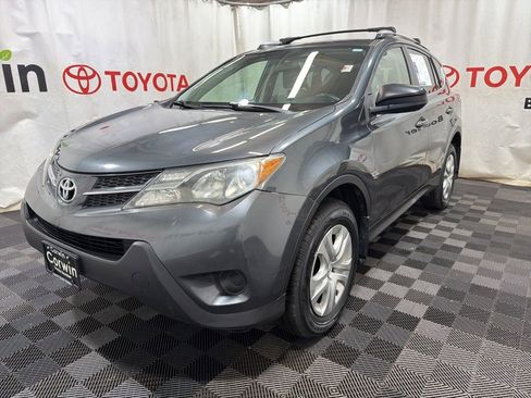 Used 2013 Toyota RAV4 LE image 3