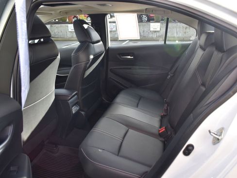 Certified 2025 Toyota Corolla XLE image 20