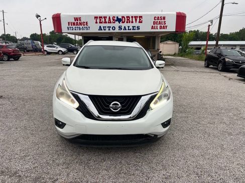 Used 2017 Nissan Murano Platinum FWD image 2