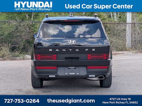 Used 2025 Hyundai Santa Fe SEL image 4