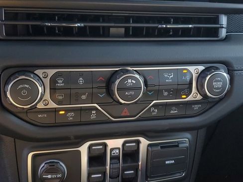 New 2026 Jeep Wrangler Unlimited Rubicon 392 image 31