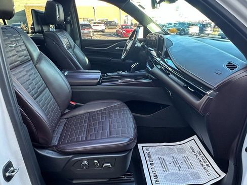 Used 2021 Cadillac Escalade Sport Platinum w/ Heavy-Duty Trailer Package image 16