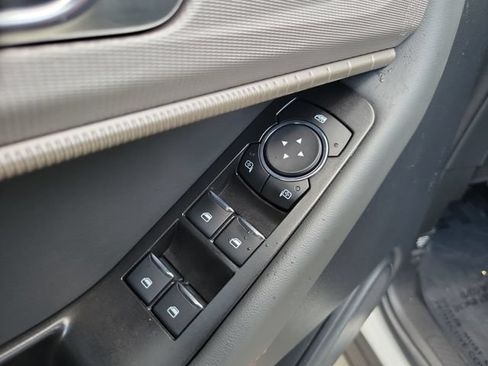 Used 2025 Ford Explorer Active RWD image 10