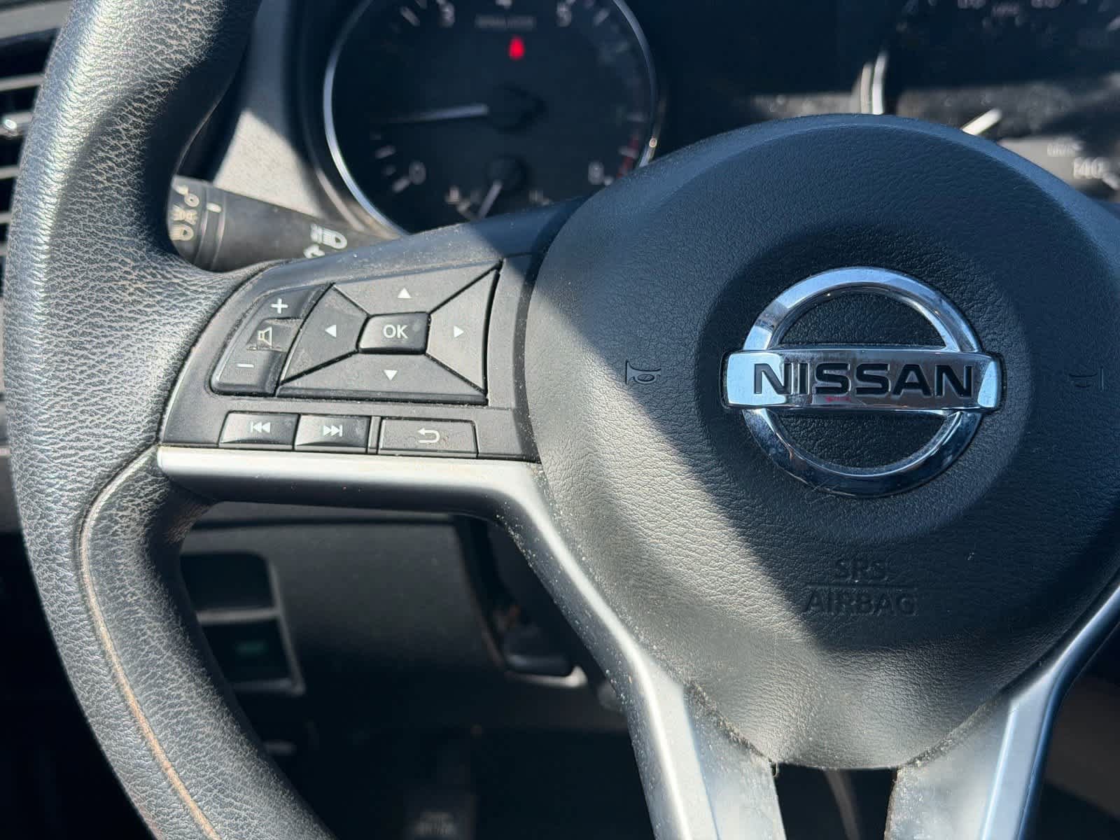 Used 2017 Nissan Rogue S AWD/4WD image 13