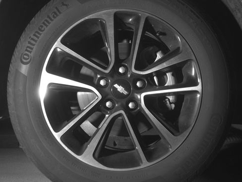 Used 2025 Chevrolet TrailBlazer LT FWD image 13