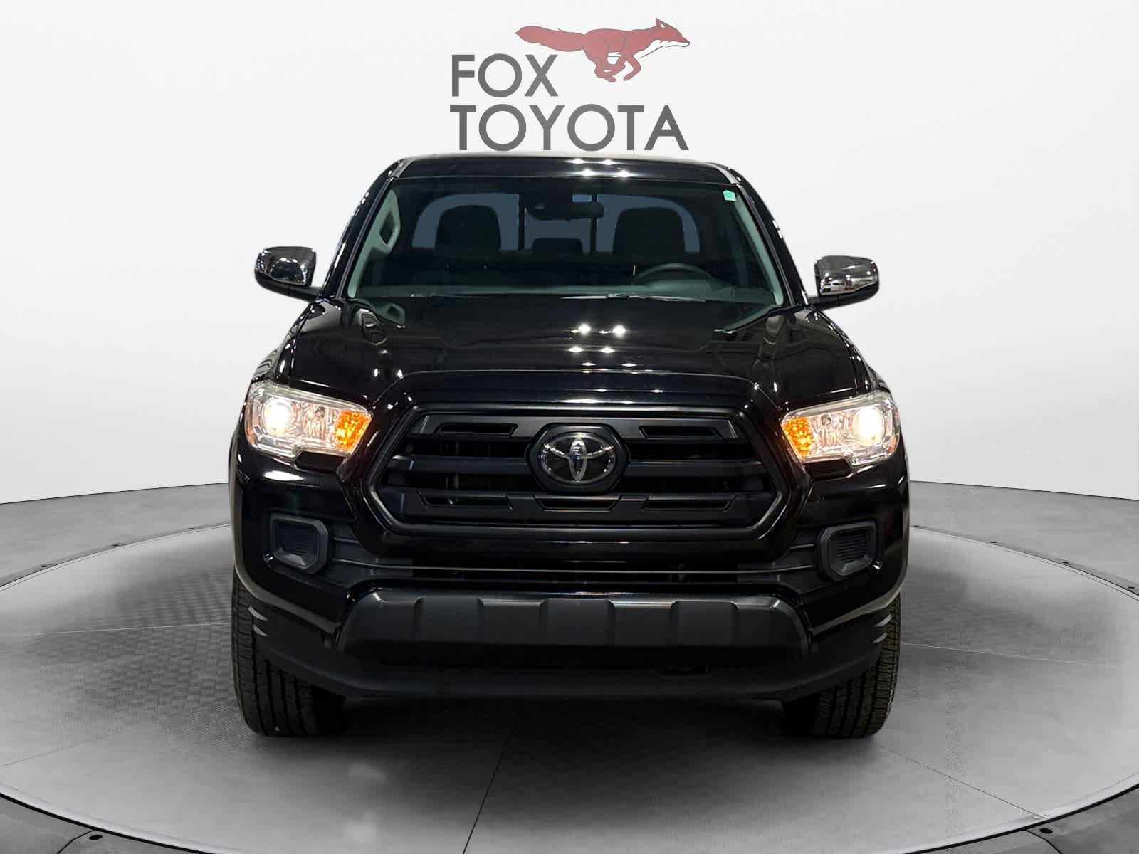 Used 2018 Toyota Tacoma SR w/ SR Convenience Package AWD/4WD image 9