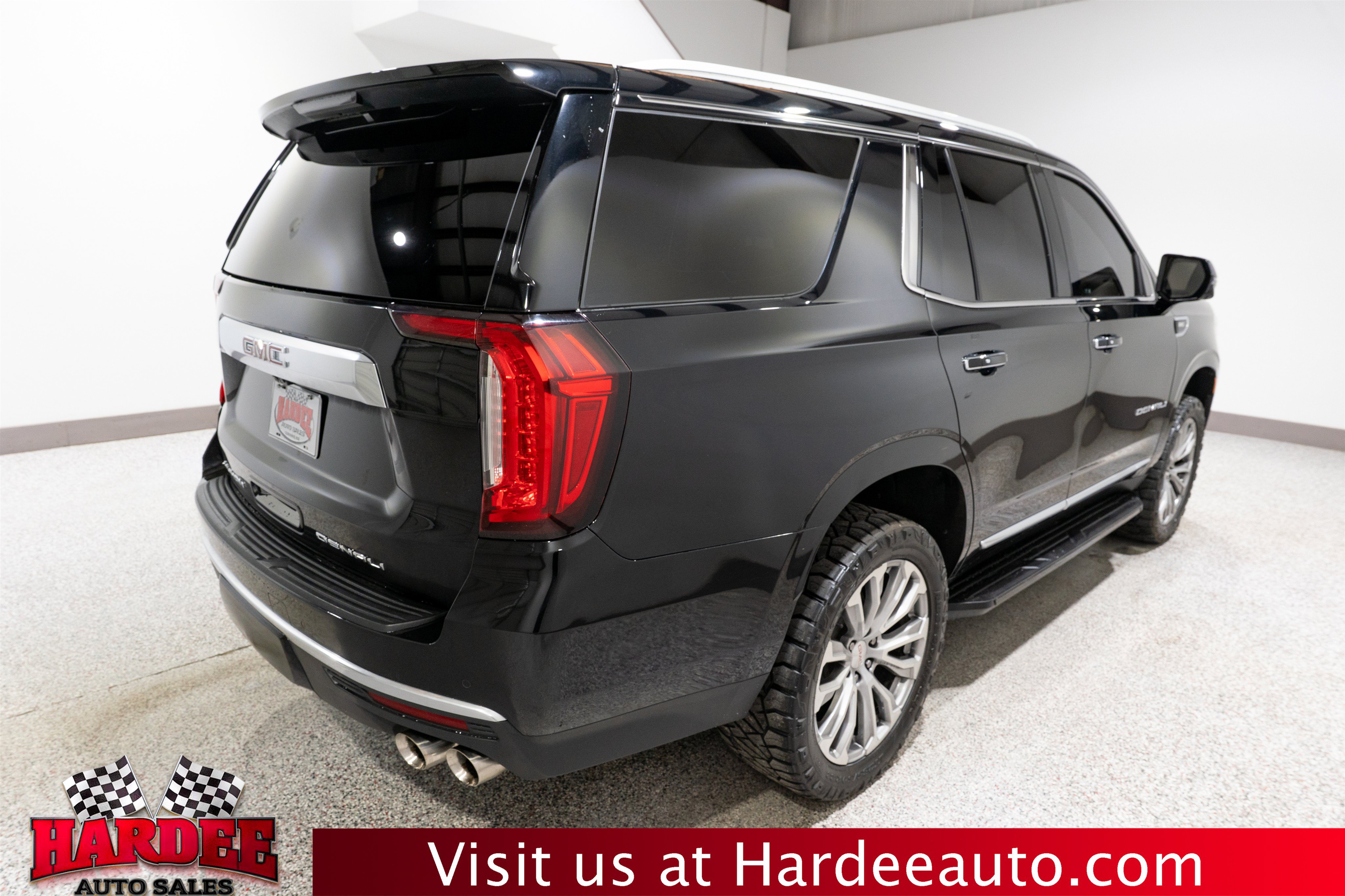 Used 2021 GMC Yukon Denali w/ Advanced Technology Package RWD image 5