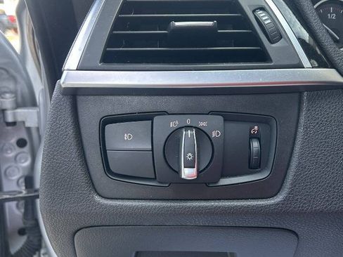 Used 2018 BMW 330i Gran Turismo xDrive image 22