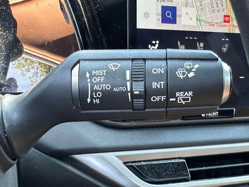 Used 2023 Lexus RX 350 Premium w/ Accessory Package AWD/4WD image 38