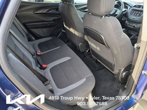 Used 2022 Chevrolet TrailBlazer LT FWD image 15
