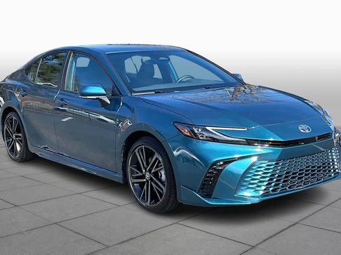 Certified 2025 Toyota Camry XSE image 3