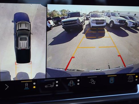 Certified 2022 Chevrolet Silverado 1500 High Country w/ High Country Premium Package image 18