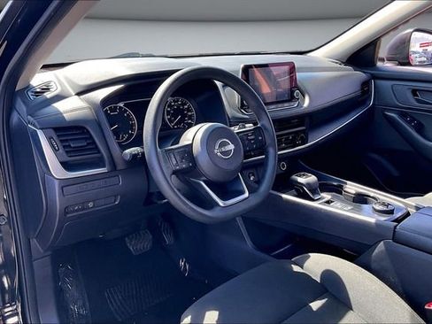 Certified 2024 Nissan Rogue S image 17