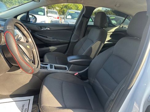 Used 2016 Chevrolet Cruze LS image 9