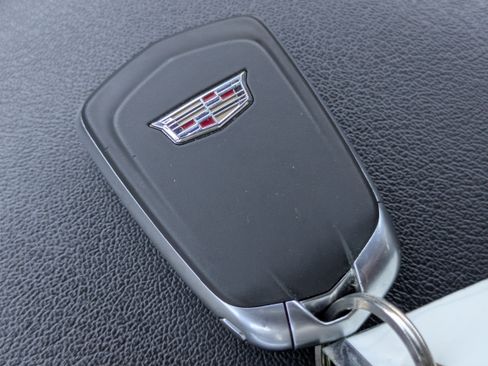 Used 2022 Cadillac XT5 Luxury image 25