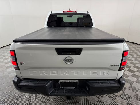 Used 2024 Nissan Frontier S w/ Technology Package AWD/4WD image 10