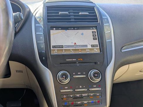 Used 2018 Lincoln MKC Reserve image 10