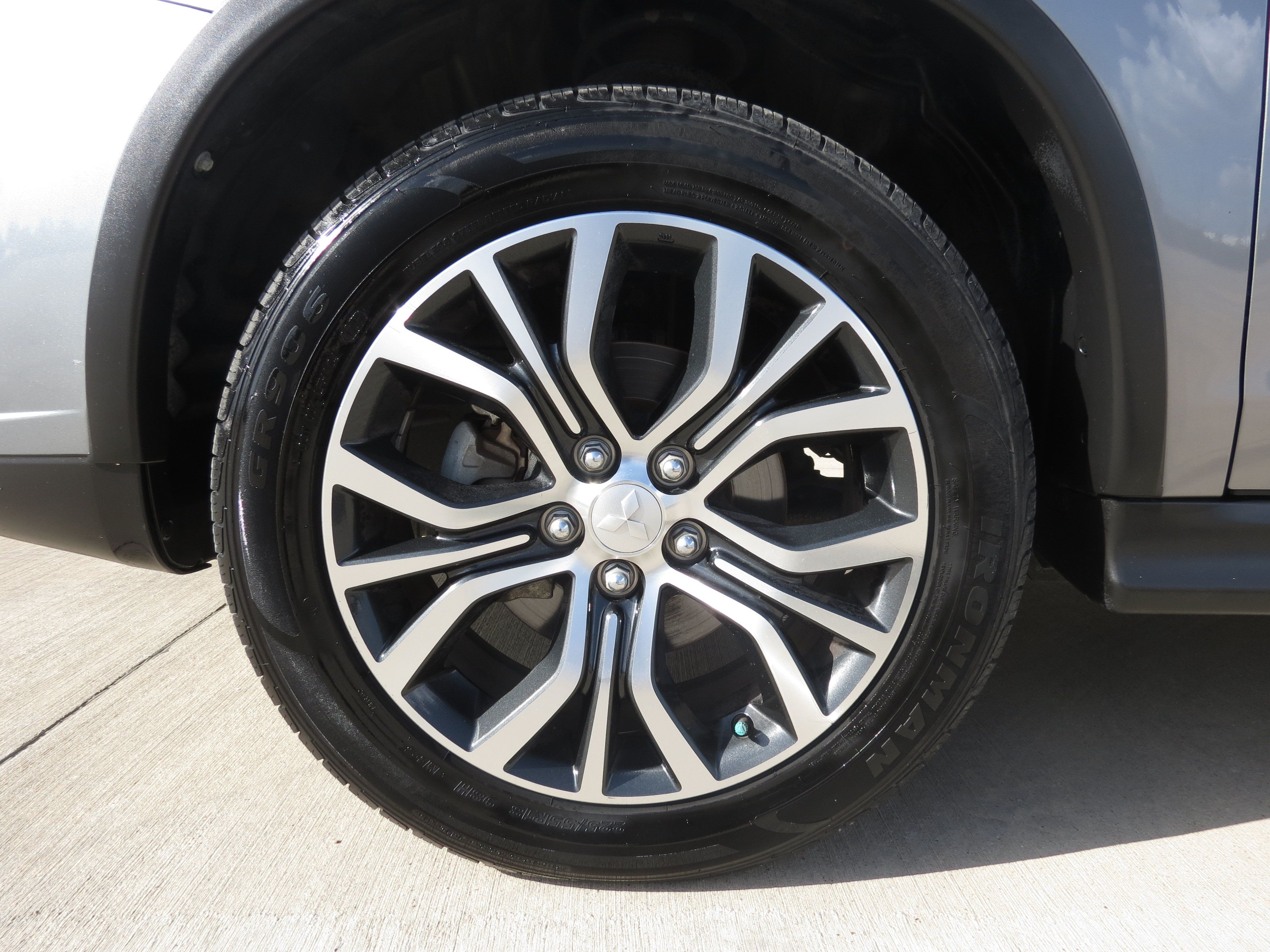 Used 2019 Mitsubishi Outlander Sport ES FWD image 9