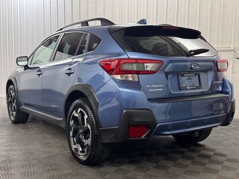Used 2022 Subaru Crosstrek 2.5i Limited w/ Moonroof Package 2 AWD/4WD image 3