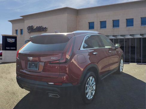 Certified 2023 Cadillac XT4 Luxury w/ Cold Weather Package image 5