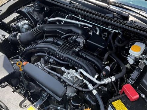 Used 2023 Subaru Crosstrek 2.0i Premium image 31