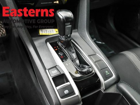 Used 2019 Honda Civic Sport image 13
