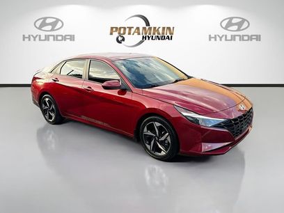 Used 2023 Hyundai Elantra SEL w/ Convenience Package
