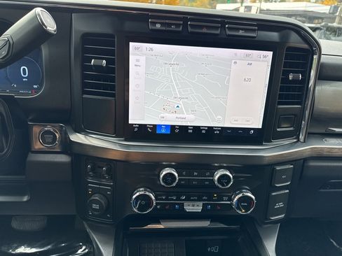 Used 2024 Ford F350 Lariat image 26