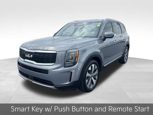 Used 2022 Kia Telluride S image 3