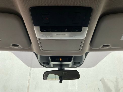 Used 2025 Nissan Rogue SV image 16