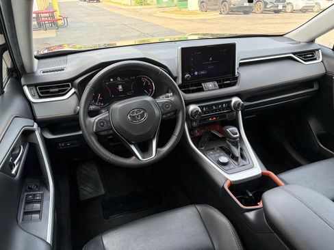 Used 2024 Toyota RAV4 Adventure AWD/4WD image 10