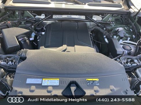 Used 2025 Audi Q5 Premium w/ Convenience Package image 19