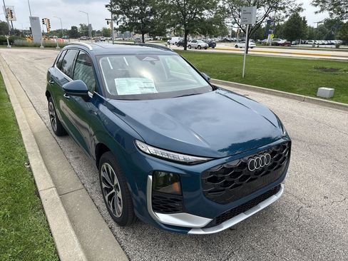 New 2026 Audi Q3 quattro 2.0T AWD/4WD image 28