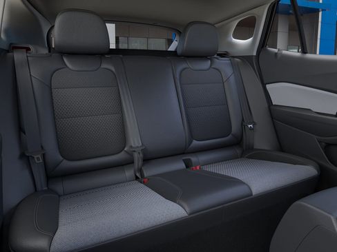 New 2026 Chevrolet Trax LT image 17