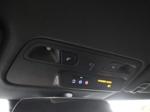 Used 2019 Chevrolet Camaro ZL1 RWD image 60